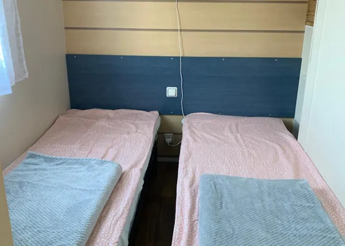 Chez Adeline Cevennes * غانغز